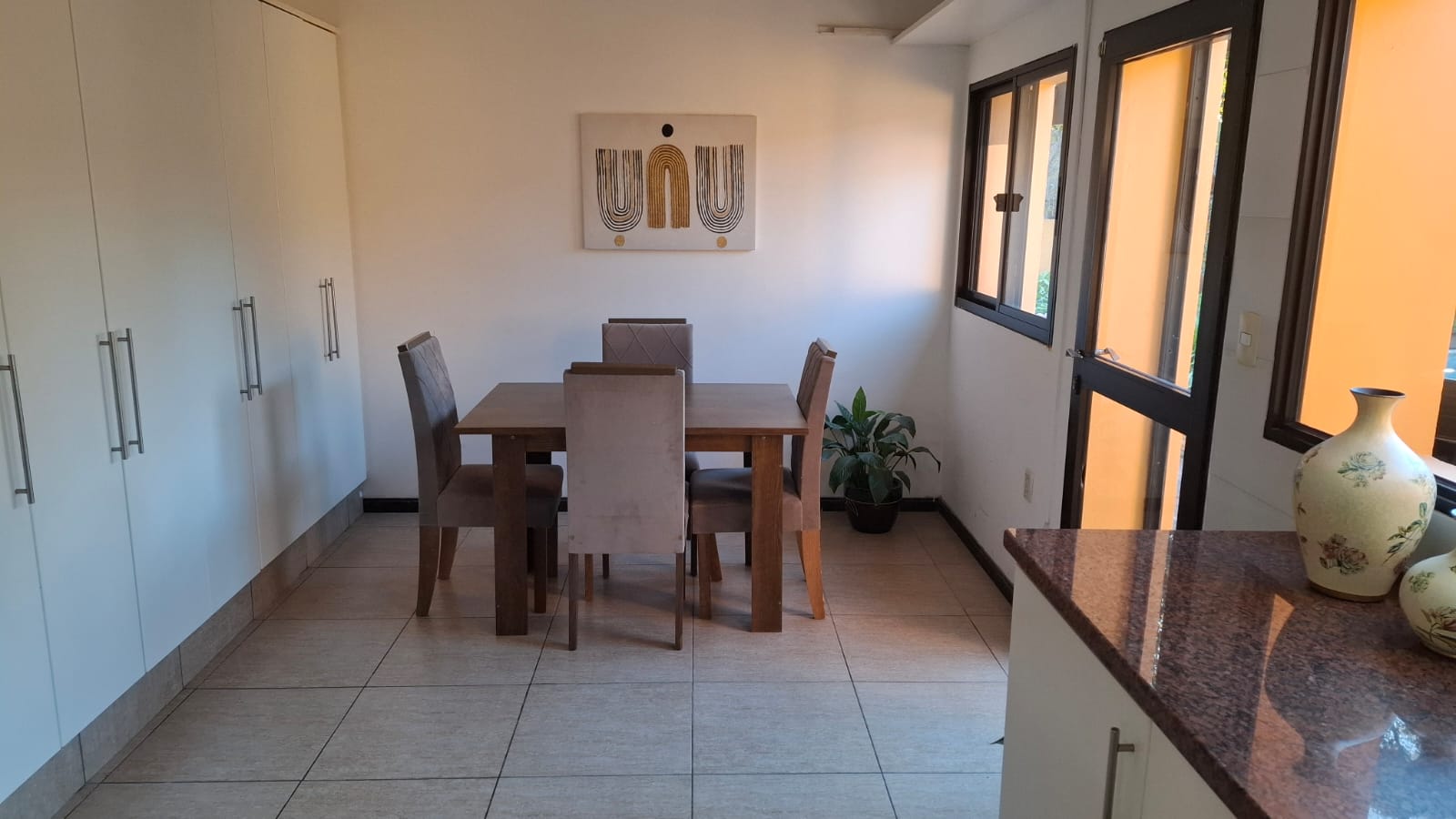 Descripción de la imagen 9